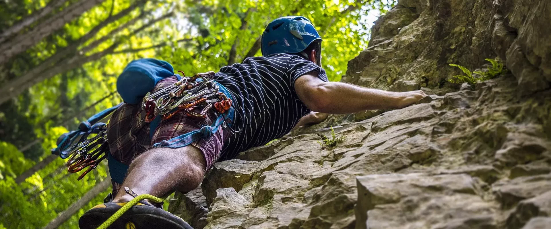 Escalade avec les grimpeurs des alpes