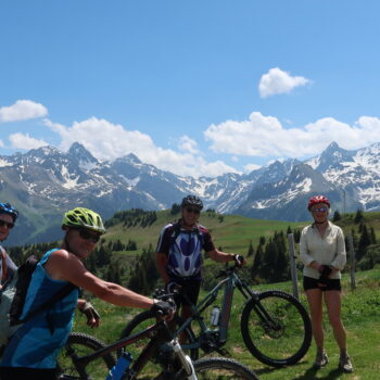 Tour du grand Rocher Vtt musculaire et electrique